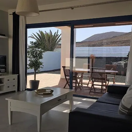 Villa Miramar A5 Heated Pool Wifi Air Conditioning Beautiful Views Playa Blanca (Lanzarote)