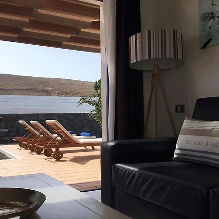 Vila Miramar A5 Heated Pool Wifi Air Conditioning Beautiful Views Playa Blanca (Lanzarote)